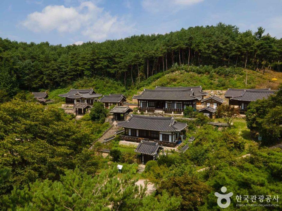 안동 도산 북촌 양택지 — 도산서원 인근 종가촌