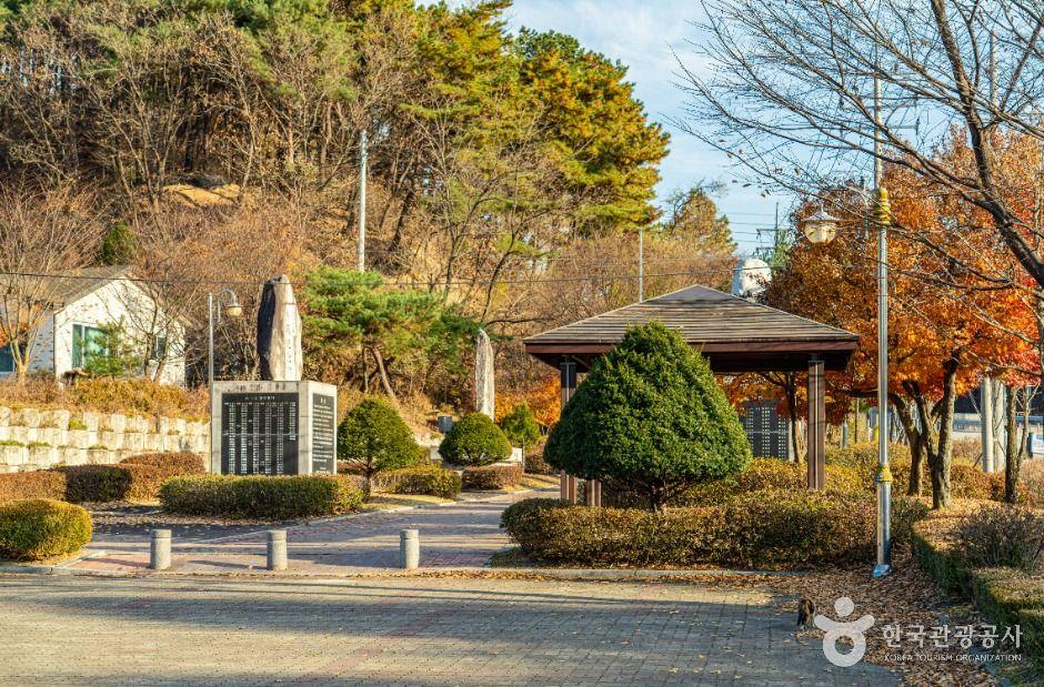 철원 고석정 — 한탄강 임꺽정 기암 협곡